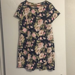 Gorgeous floral mini dress